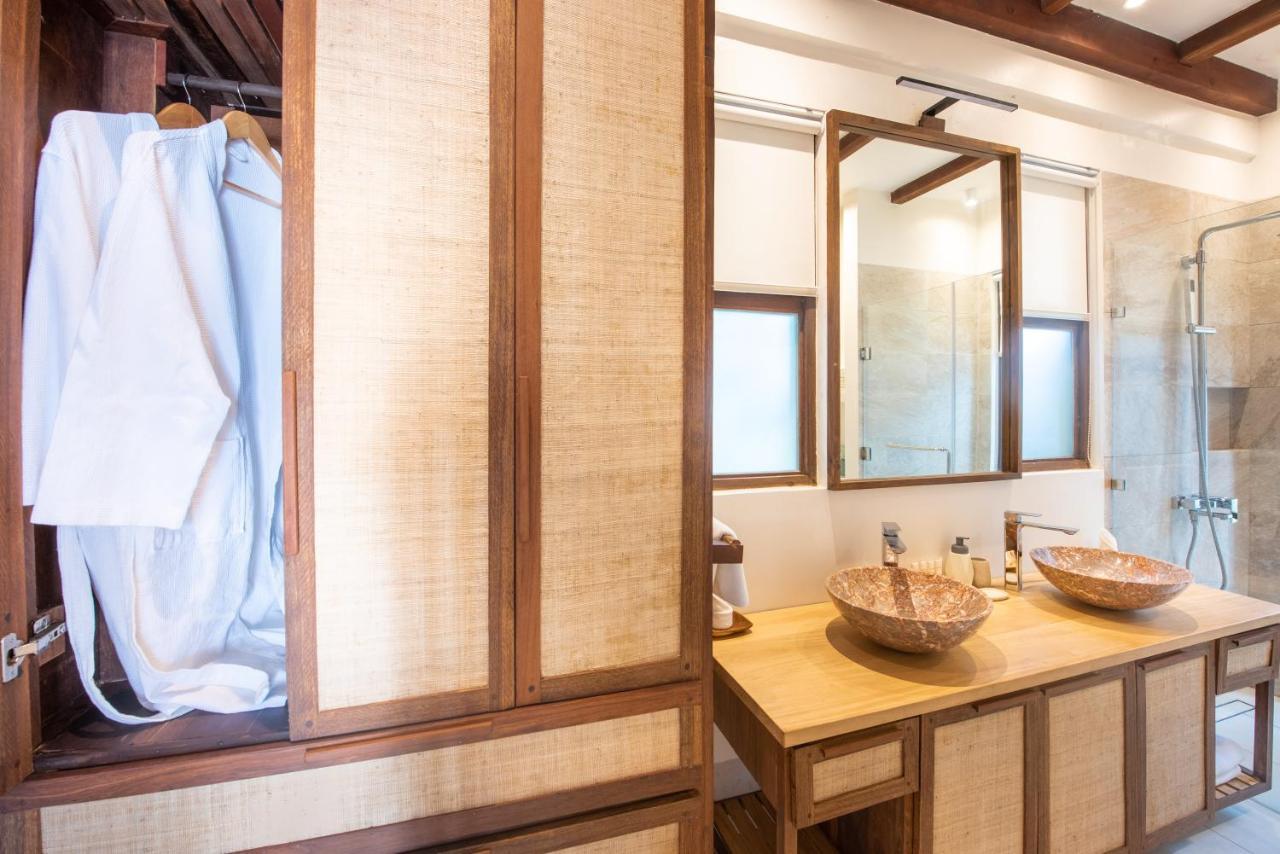 L'Osteria Luxe Beachfront B&B เจเนอรัลลูนา ภายนอก รูปภาพ