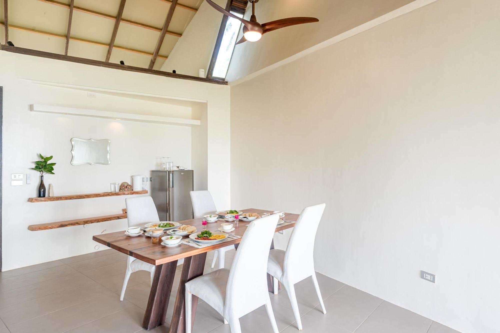 L'Osteria Luxe Beachfront B&B เจเนอรัลลูนา ภายนอก รูปภาพ