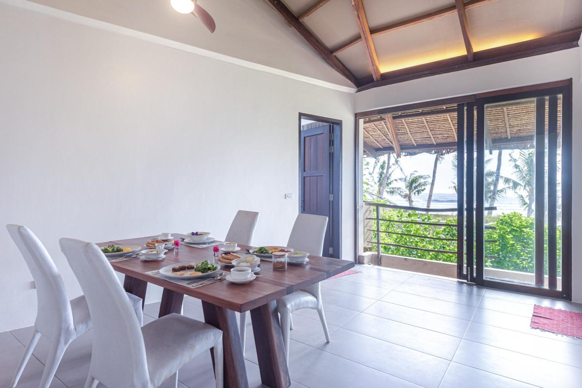 L'Osteria Luxe Beachfront B&B เจเนอรัลลูนา ภายนอก รูปภาพ